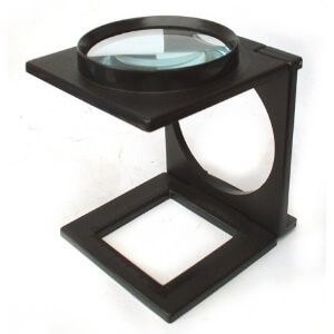 Toolzone Foldable Magnifier